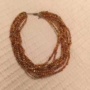 Gold freshwater pearl necklace.
